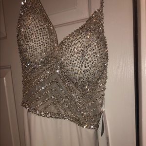 Jovani prom dress never worn